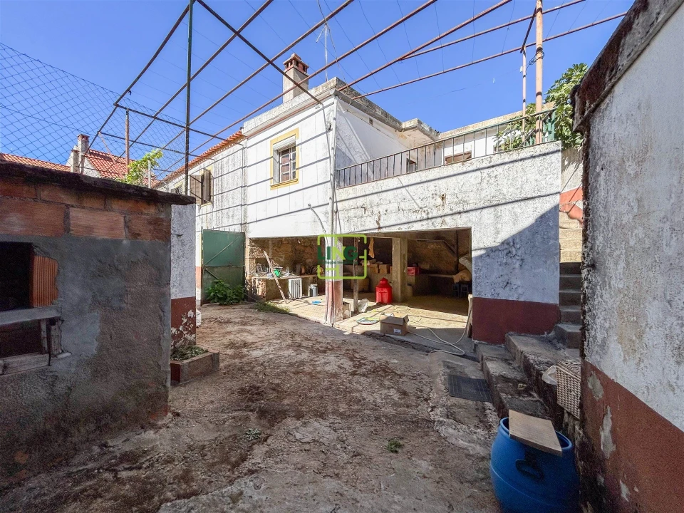 Moradia T2 para Venda em Aranhas Foto 56