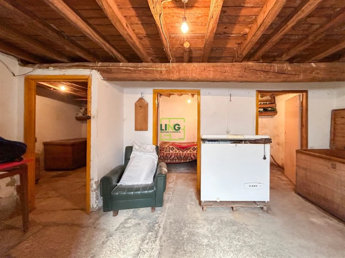 Moradia T2 para Venda em Aranhas Foto 4