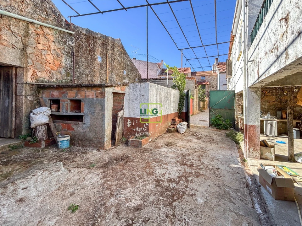 Moradia T2 para Venda em Aranhas Foto 43