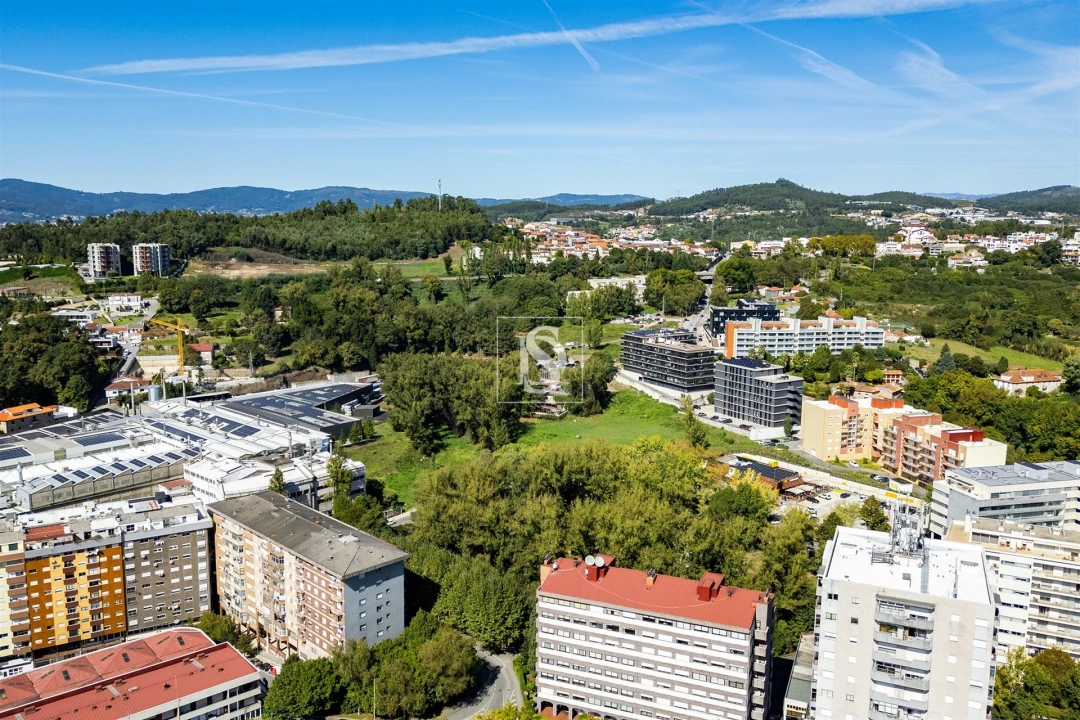 Apartamento T2 para Venda em Azurem Foto 25