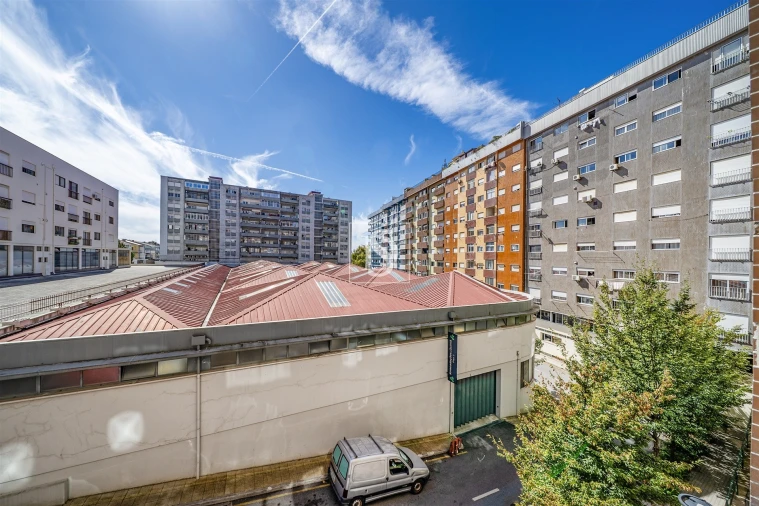 Apartamento T2 para Venda em Azurem Foto 20