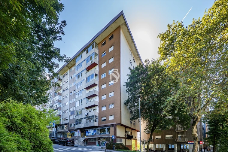 Apartamento T2 para Venda em Azurem Foto 4