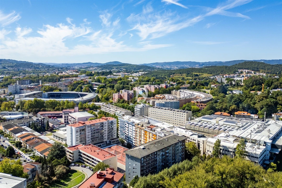 Apartamento T2 para Venda em Azurem Foto 23