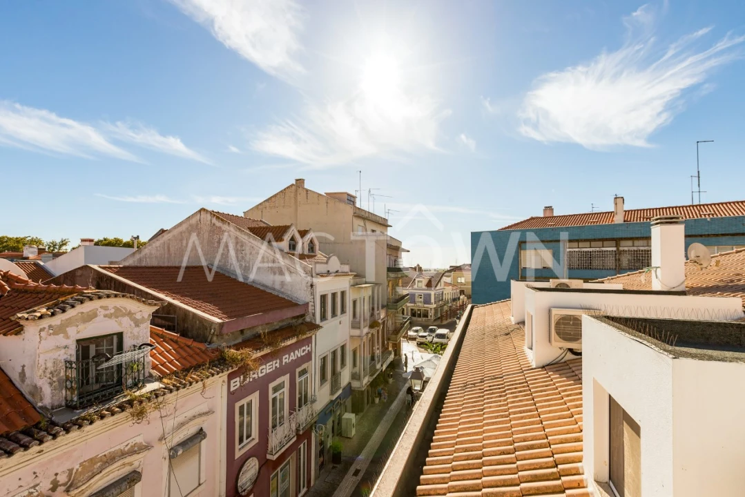 Prédio para Venda em Vila Franca de Xira Foto 3
