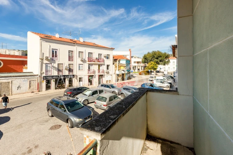 Prédio para Venda em Vila Franca de Xira Foto 4