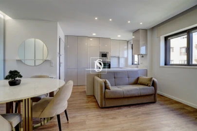 Apartamento T1 para Venda em Póvoa de Varzim, Beiriz e Argivai