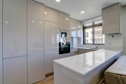 Apartamento T1 para Venda em Póvoa de Varzim, Beiriz e Argivai