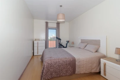 Apartamento T2 para Venda em Baixa da Banheira e Vale da Amoreira