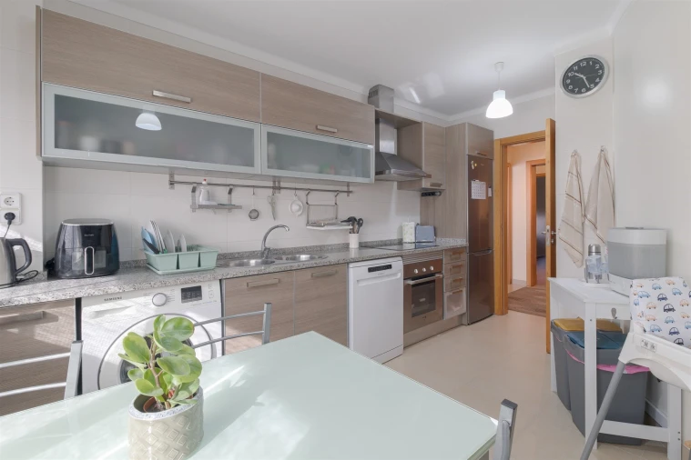 Apartamento T2 para Venda em Baixa da Banheira e Vale da Amoreira Foto 3