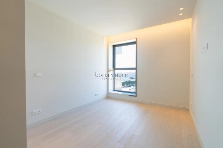 Apartamento T4 para Venda em Canidelo Foto 10