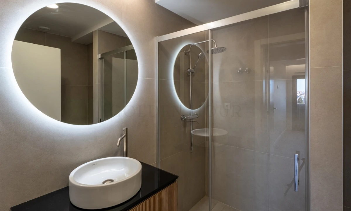 Apartamento T3 para Venda em Santa Marinha e São Pedro da Afurada Foto 4