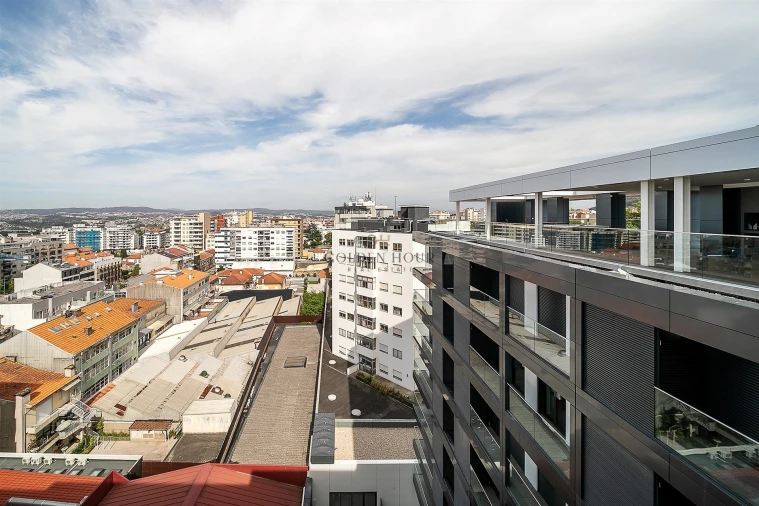 Apartamento T4 para Venda em Mafamude e Vilar do Paraíso Foto 64