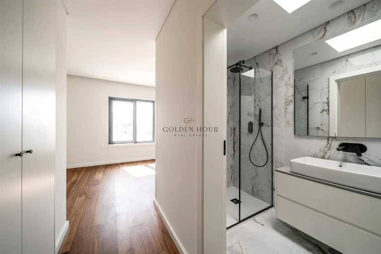 Apartamento T4 para Venda em Mafamude e Vilar do Paraíso Foto 52