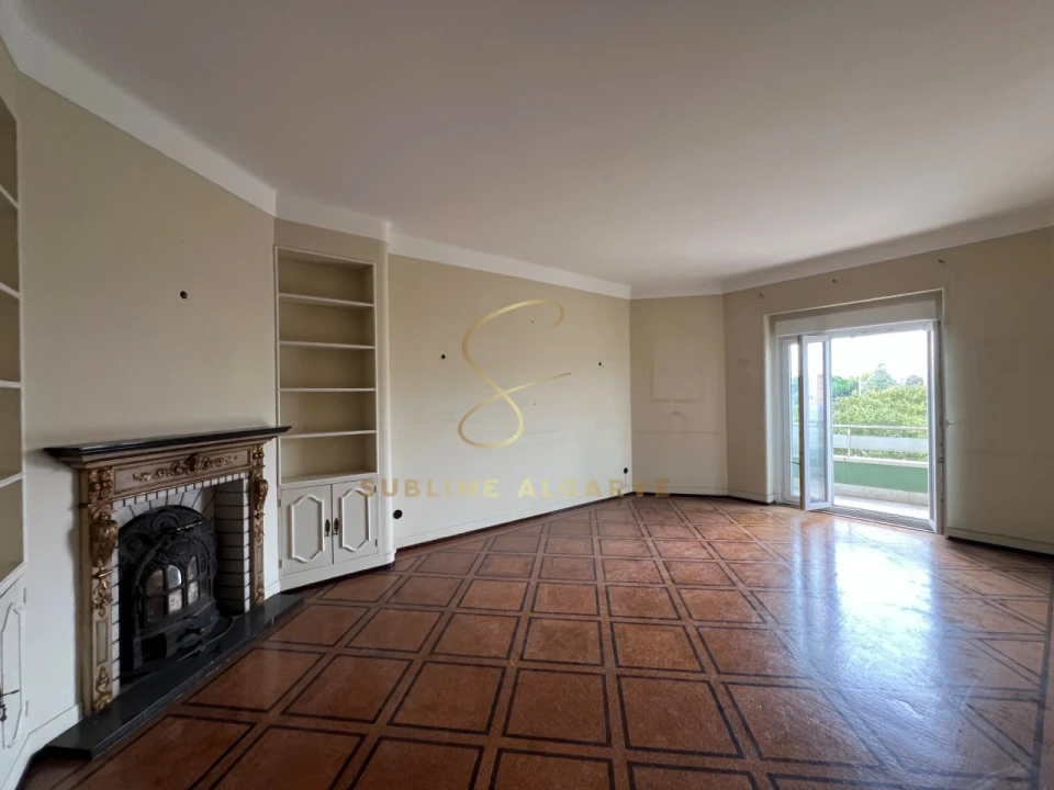 Apartamento T4 para Venda em Arroios Foto 6