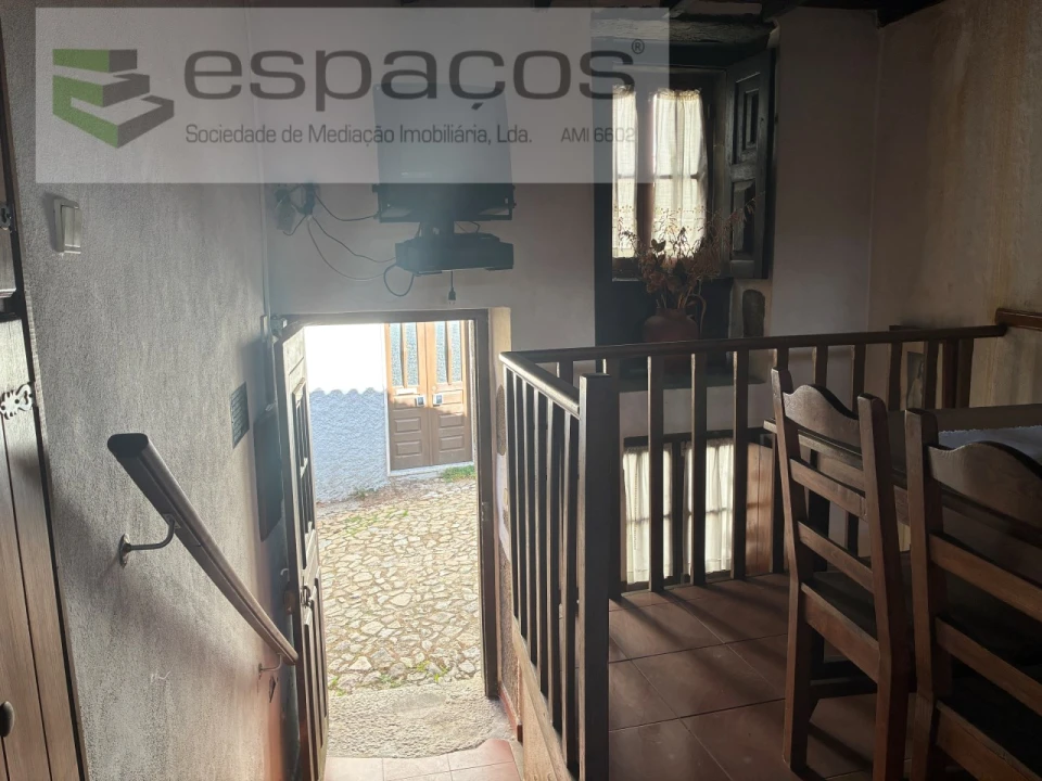 Moradia T2 para Venda em Lavacolhos Foto 3
