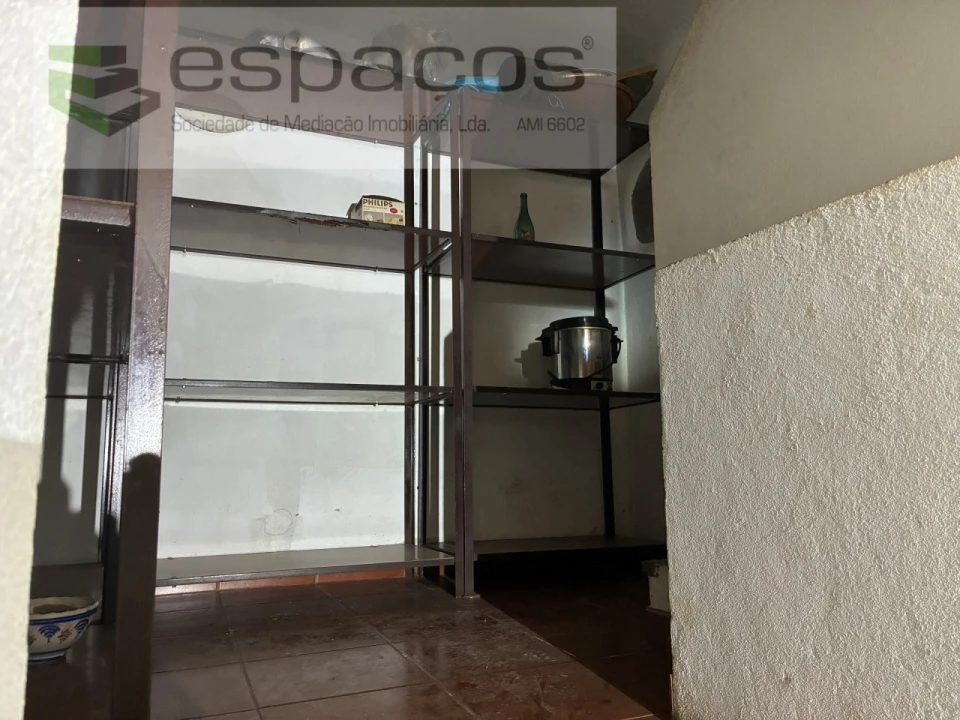 Moradia T2 para Venda em Lavacolhos Foto 31