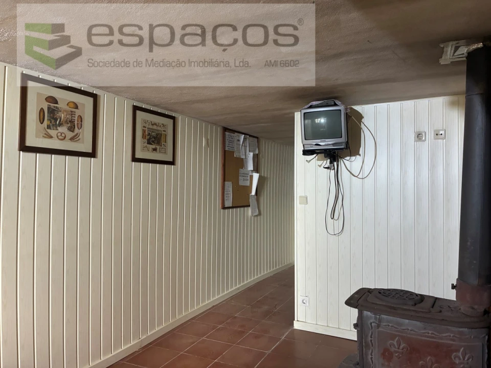 Moradia T2 para Venda em Lavacolhos Foto 37