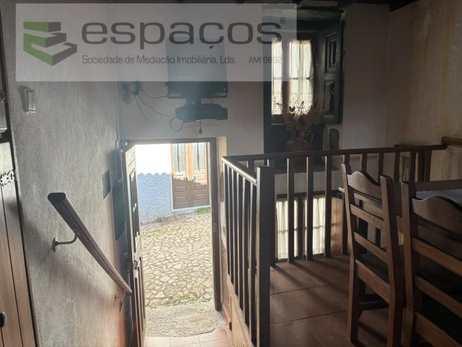 Moradia T2 para Venda em Lavacolhos Foto 3