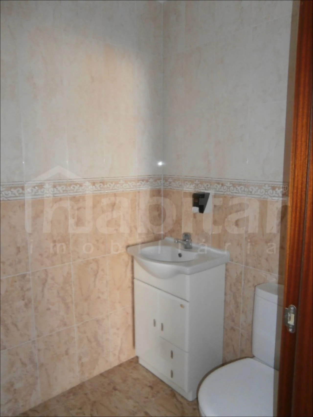 Loja para Arrendamento em Benavente Foto 4