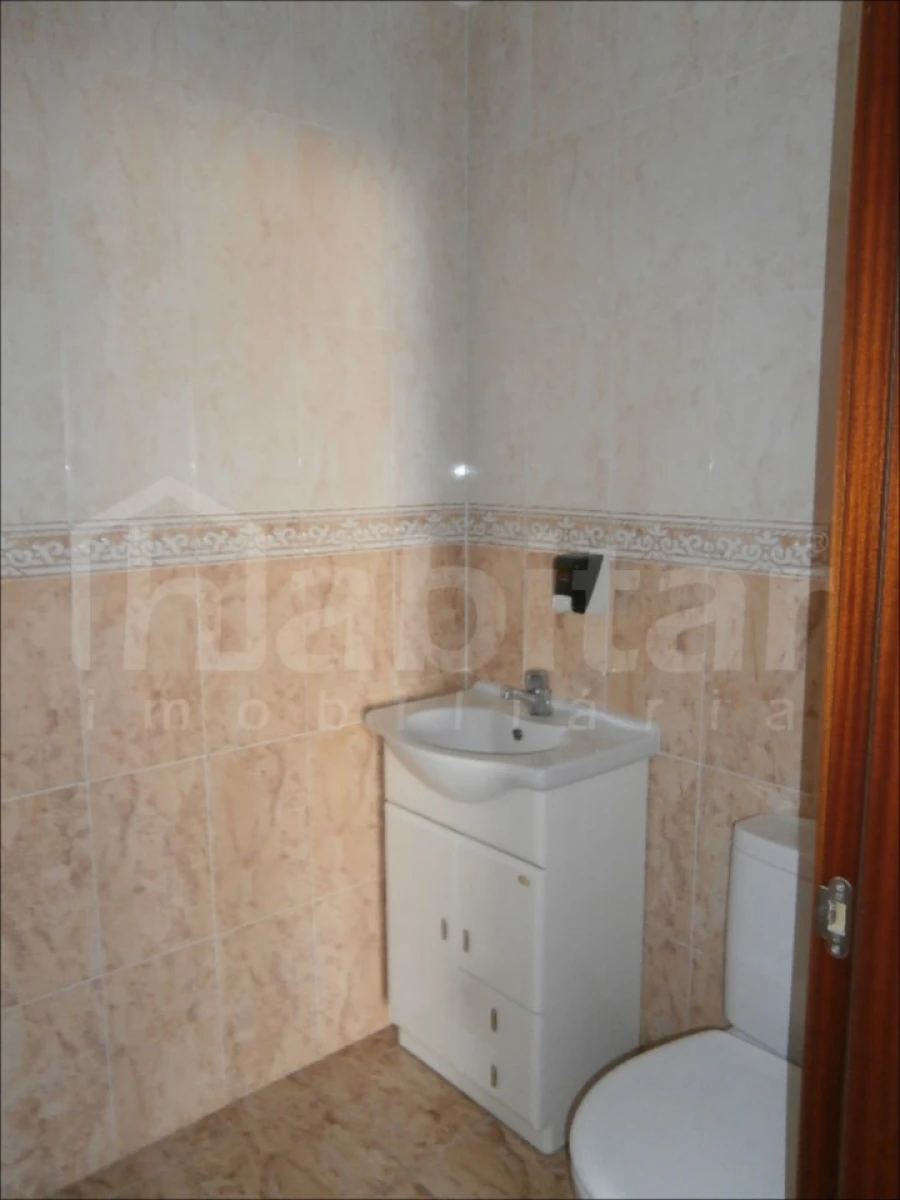 Loja para Arrendamento em Benavente Foto 4