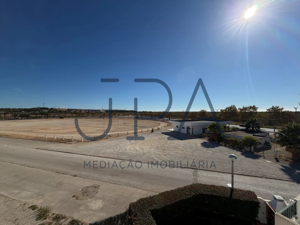 Moradia T2 para Venda em Altura Foto 6