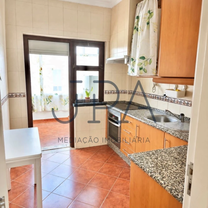 Apartamento T3 para Venda em Vila Real de Santo Antonio Foto 3