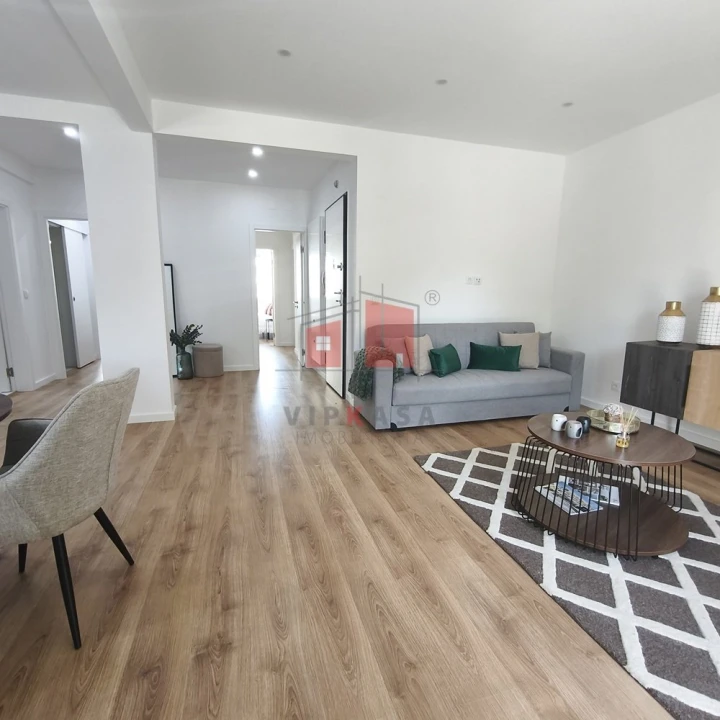 Apartamento T3 para Venda em Benfica Foto 7