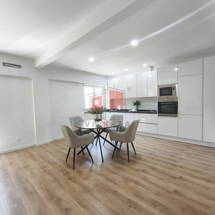 Apartamento T3 para Venda em Benfica Foto 8