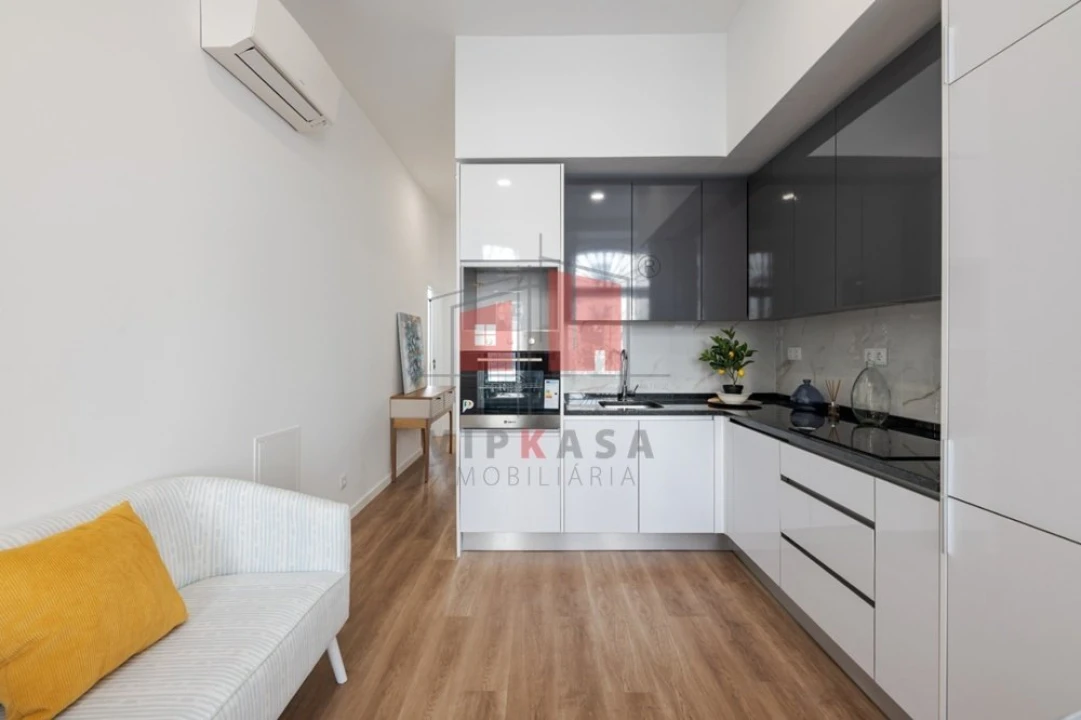 Apartamento T2 para Venda em São Vicente Foto 5