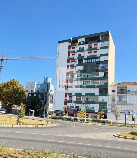 Apartamento T3 para Venda em Alto do Seixalinho, Santo André e Verderena