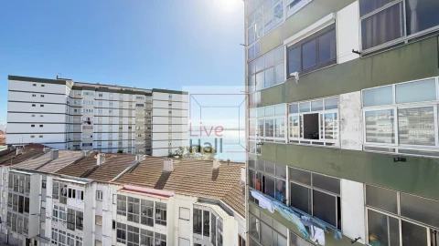 Apartamento T3 para Venda em Alto do Seixalinho, Santo André e Verderena