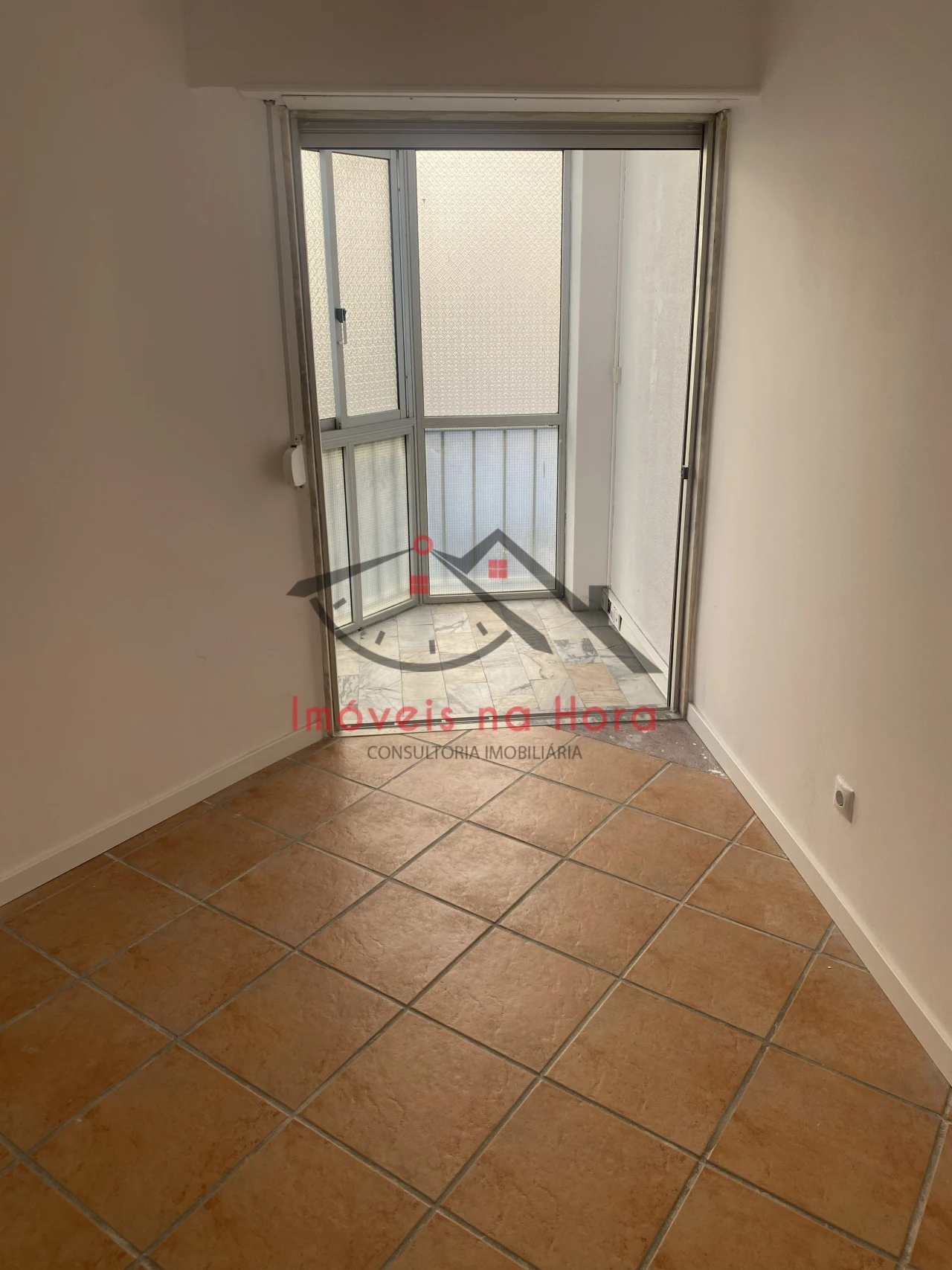 Apartamento T3 para Venda em Algueirão-Mem Martins Foto 11