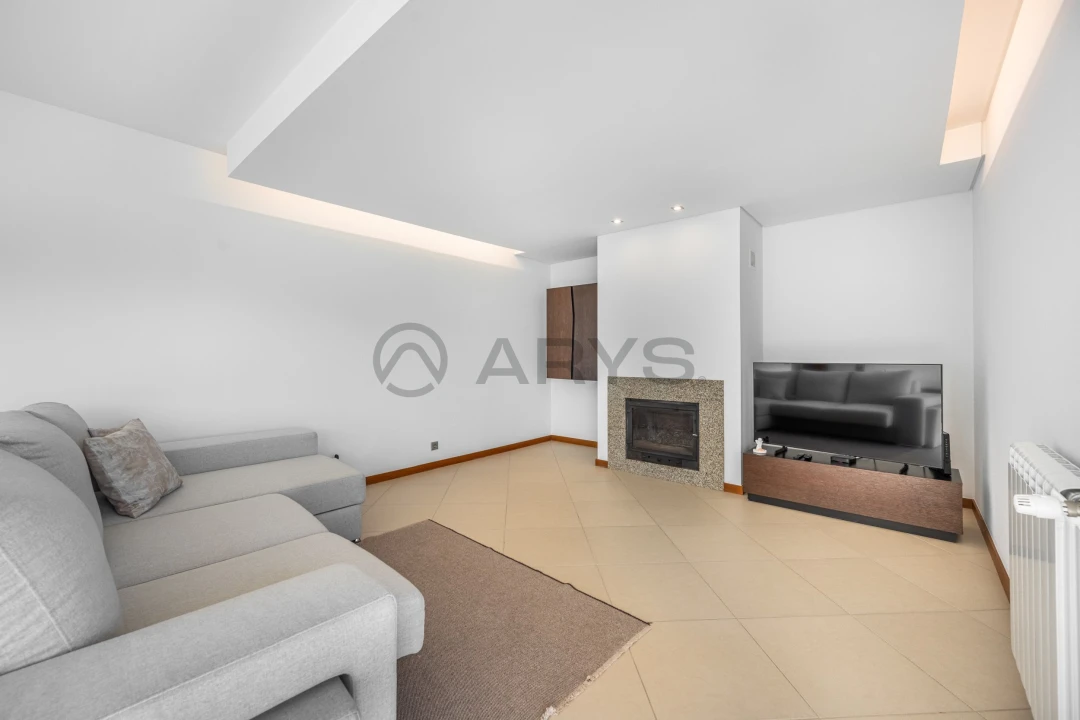 Apartamento T3 para Venda em Pico de Regalados, Gondiães e Mós Foto 7