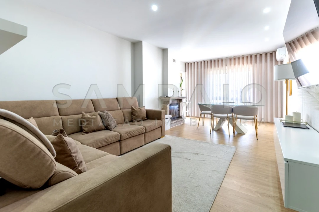 Apartamento T2 para Venda em Valongo Foto 2