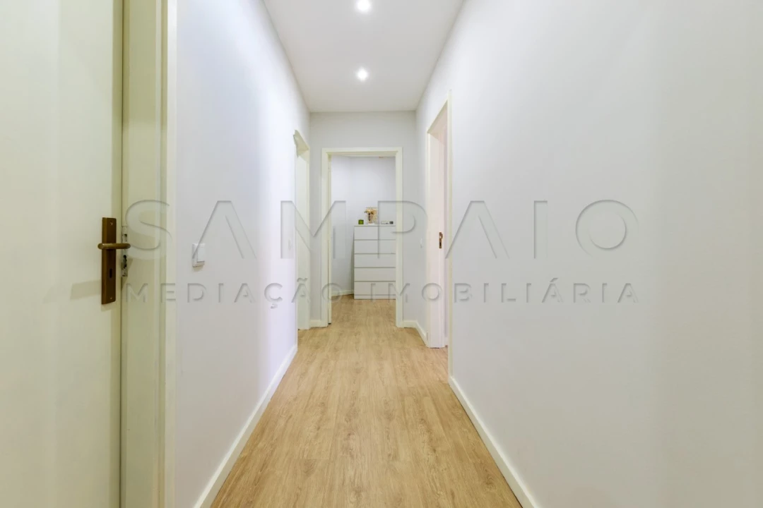 Apartamento T2 para Venda em Valongo Foto 6