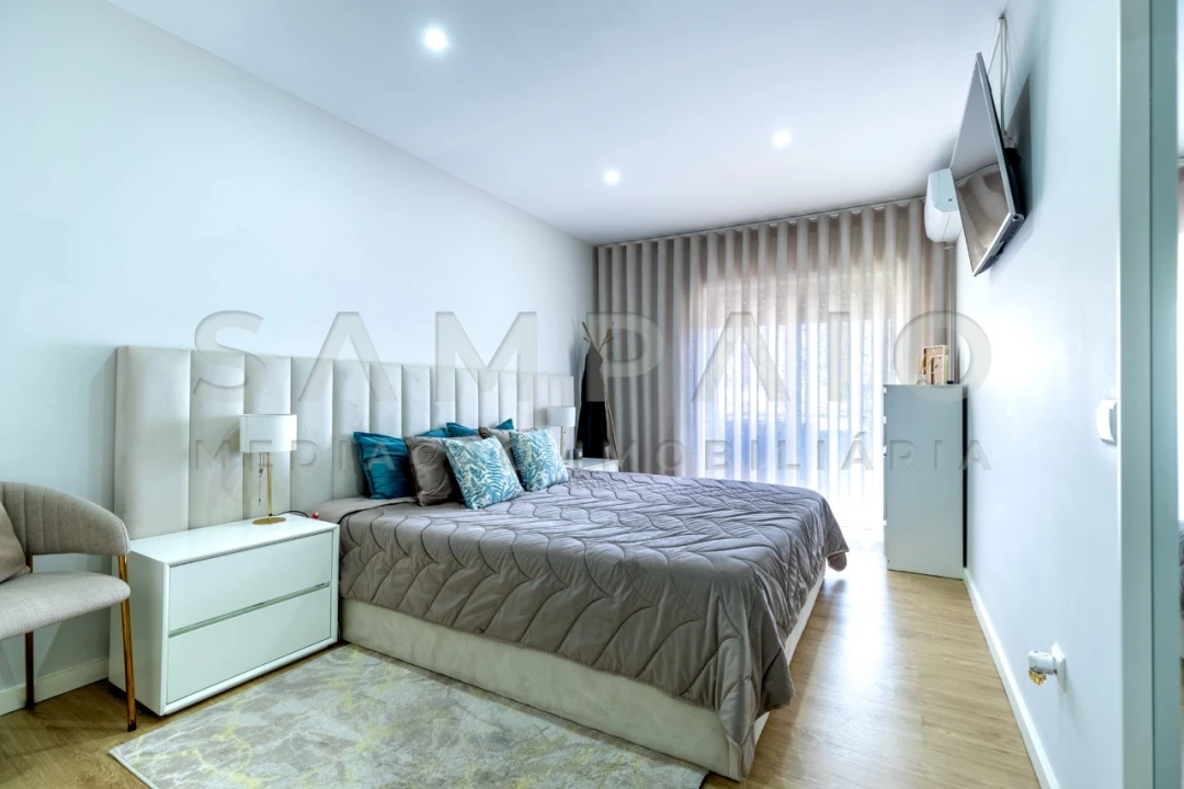 Apartamento T2 para Venda em Valongo Foto 15