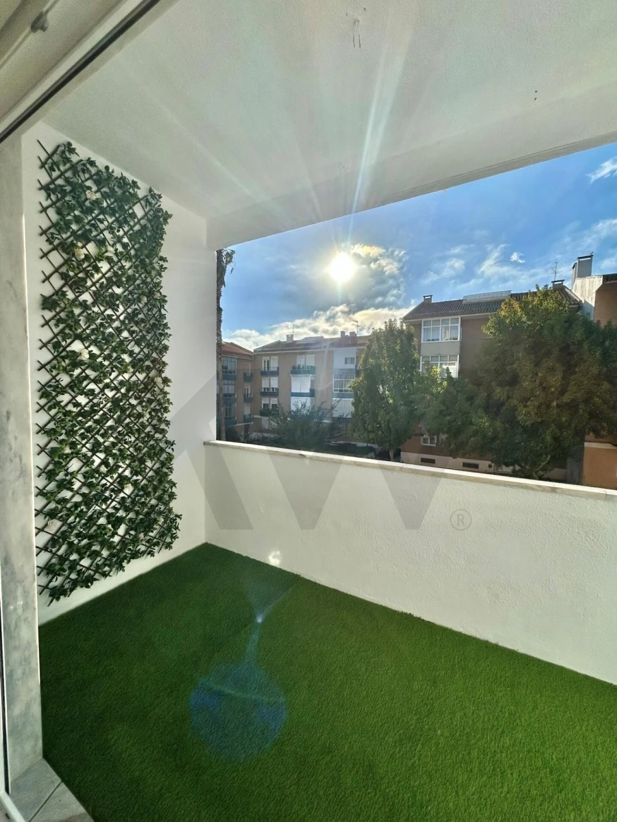 Apartamento T2 para Venda em Barcarena Foto 8
