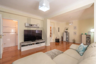 Apartamento T3 para Venda em Poiares (Santo Andre)