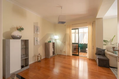 Apartamento T3 para Venda em Poiares (Santo Andre)