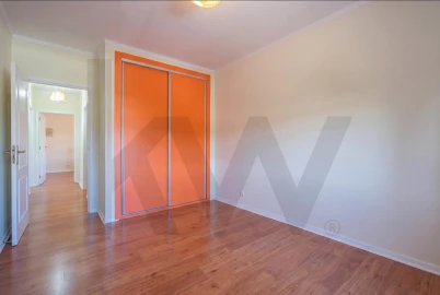 Apartamento T3 para Venda em Poiares (Santo Andre)