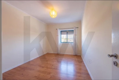 Apartamento T3 para Venda em Poiares (Santo Andre)
