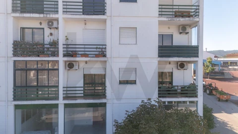 Apartamento T3 para Venda em Poiares (Santo Andre)
