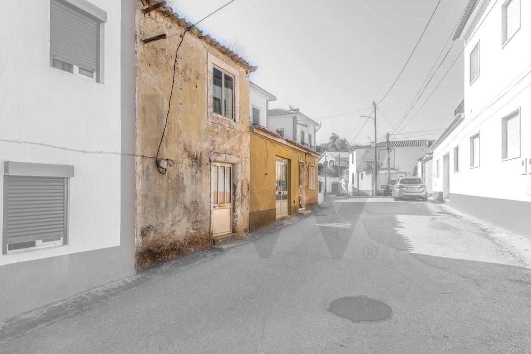 Moradia T3 para Venda em Azueira e Sobral da Abelheira Foto 3