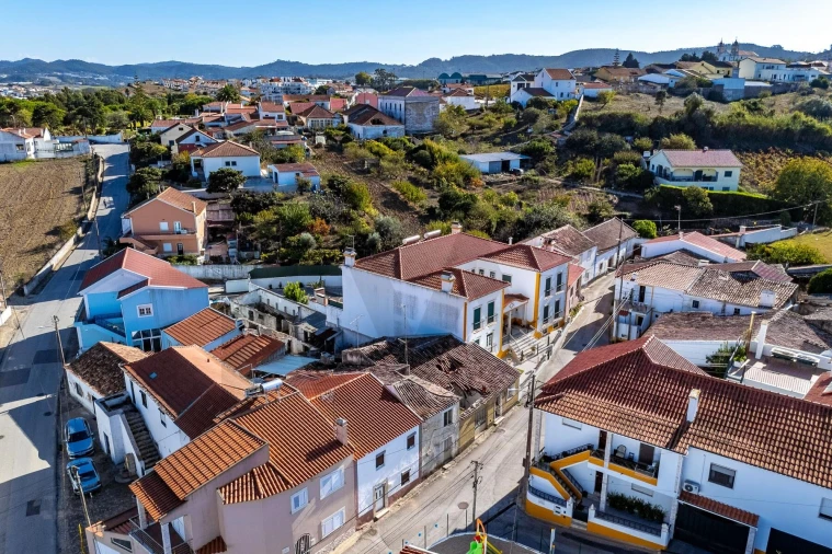 Moradia T3 para Venda em Azueira e Sobral da Abelheira Foto 15