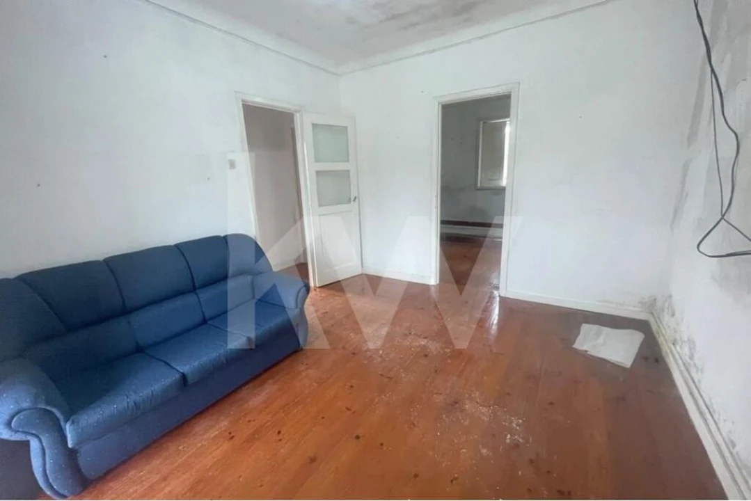 Moradia T2 para Venda em Arrifana Foto 6