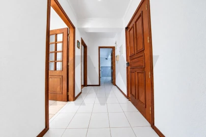 Apartamento T2 para Venda em Tavarede