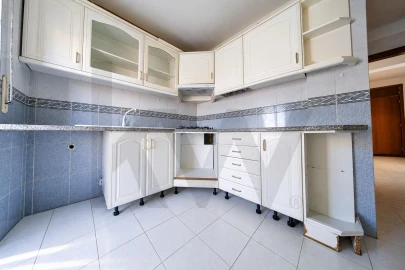 Apartamento T2 para Venda em Tavarede