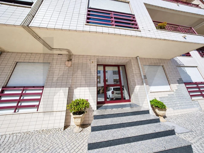 Apartamento T2 para Venda em Tavarede Foto 30