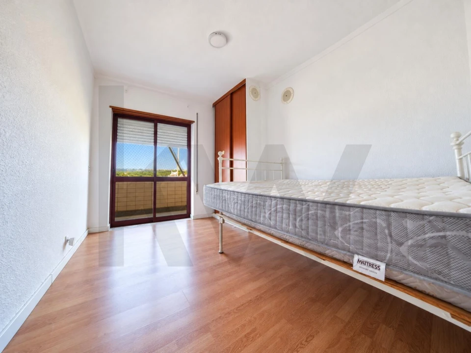 Apartamento T2 para Venda em Tavarede Foto 17