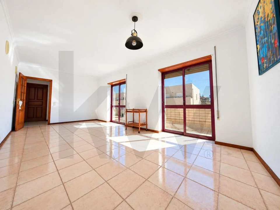 Apartamento T2 para Venda em Tavarede Foto 11